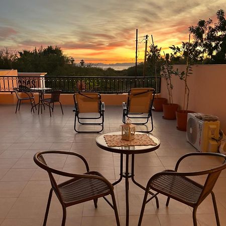 Tres Iguanas Apart Hotel - New, Cozy & Spacious Flats, Short Walk To Beach Loreto  Esterno foto