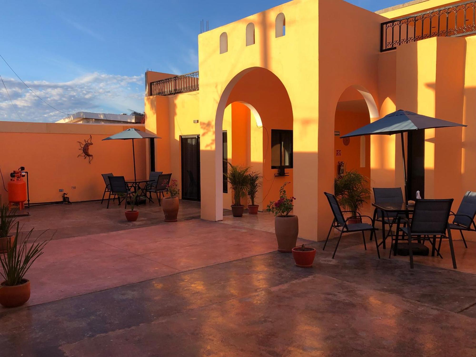 Tres Iguanas Apart Hotel - New, Cozy & Spacious Flats, Short Walk To Beach Loreto  Esterno foto