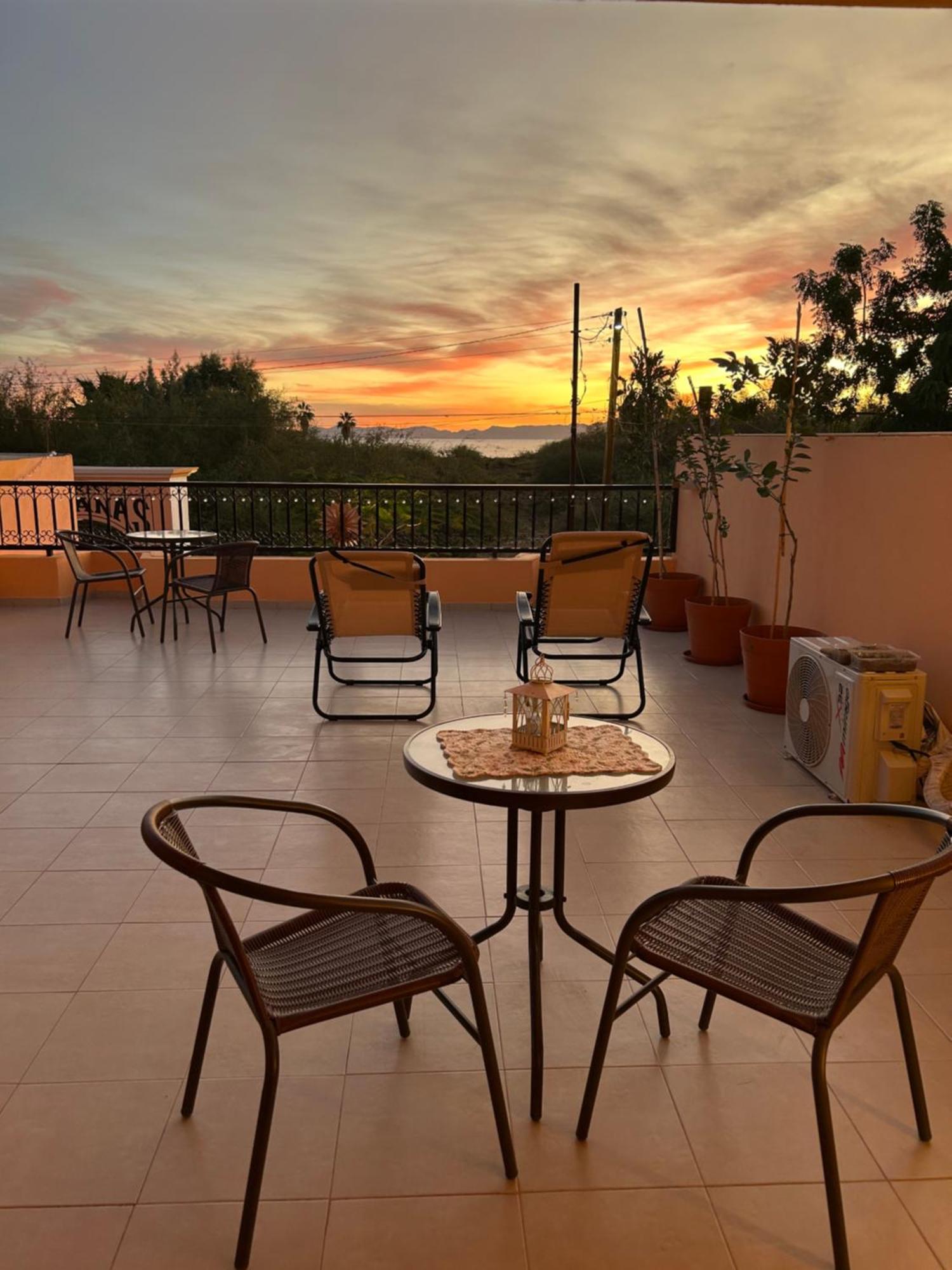 Tres Iguanas Apart Hotel - New, Cozy & Spacious Flats, Short Walk To Beach Loreto  Esterno foto